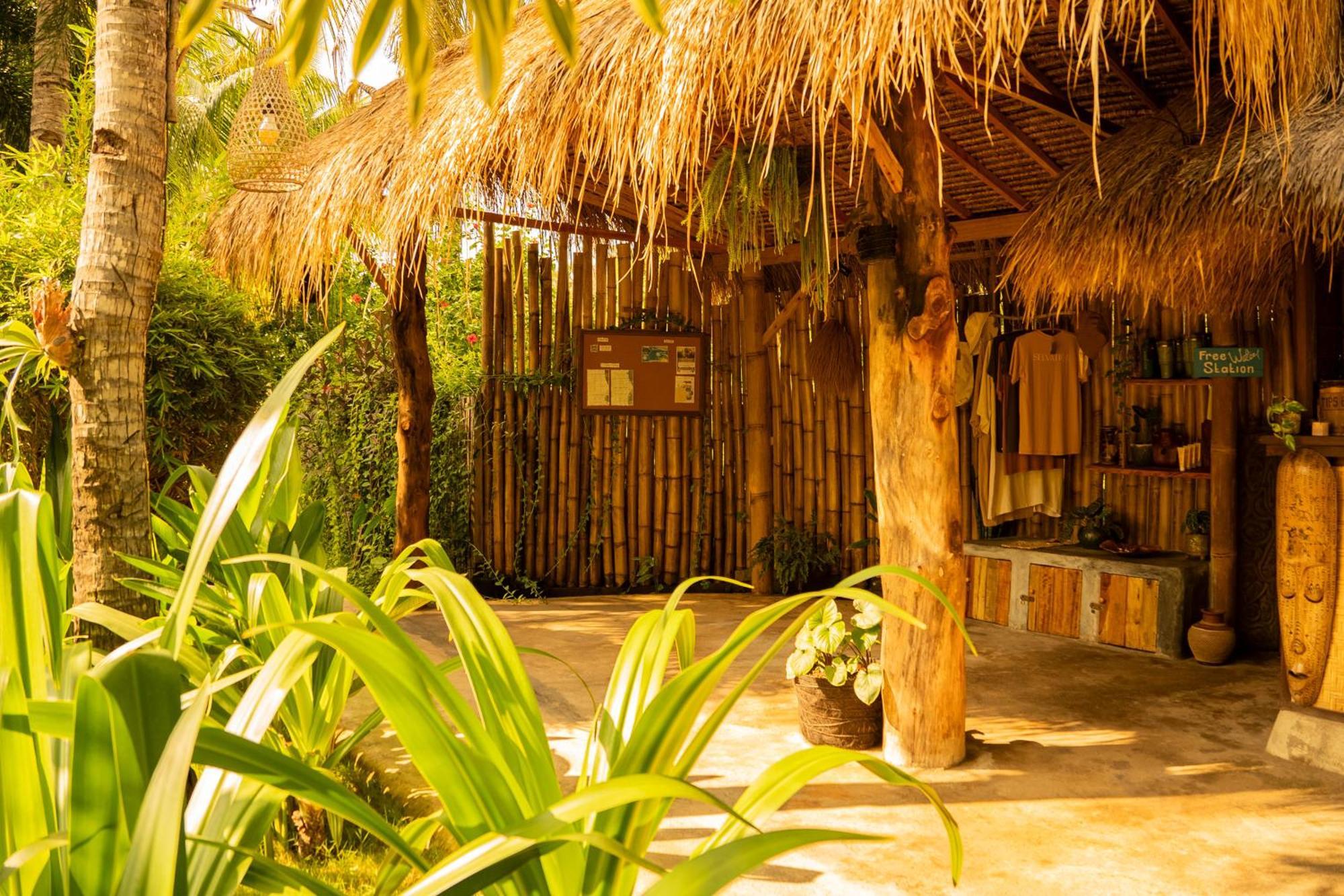Selvatica Hotel Gili Air Bagian luar foto